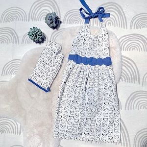 Anthro Cat Study Apron and Mitt